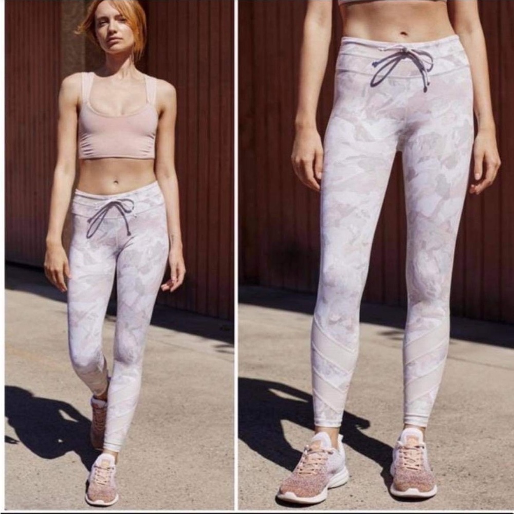 Free People FP Movement Daybreak grey pink wash camo print leggings XS